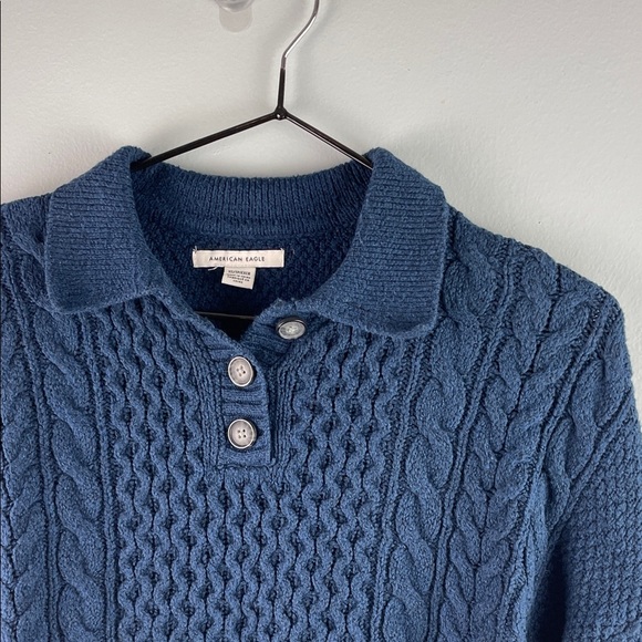 American Eagle Blue Cropped Sweater Size XS - Picture 3 of 7